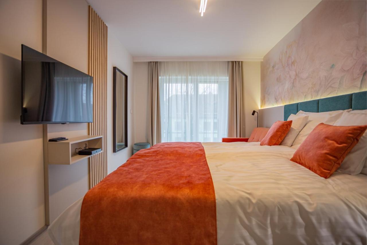 Viktoria Apartman Gyula Exterior foto