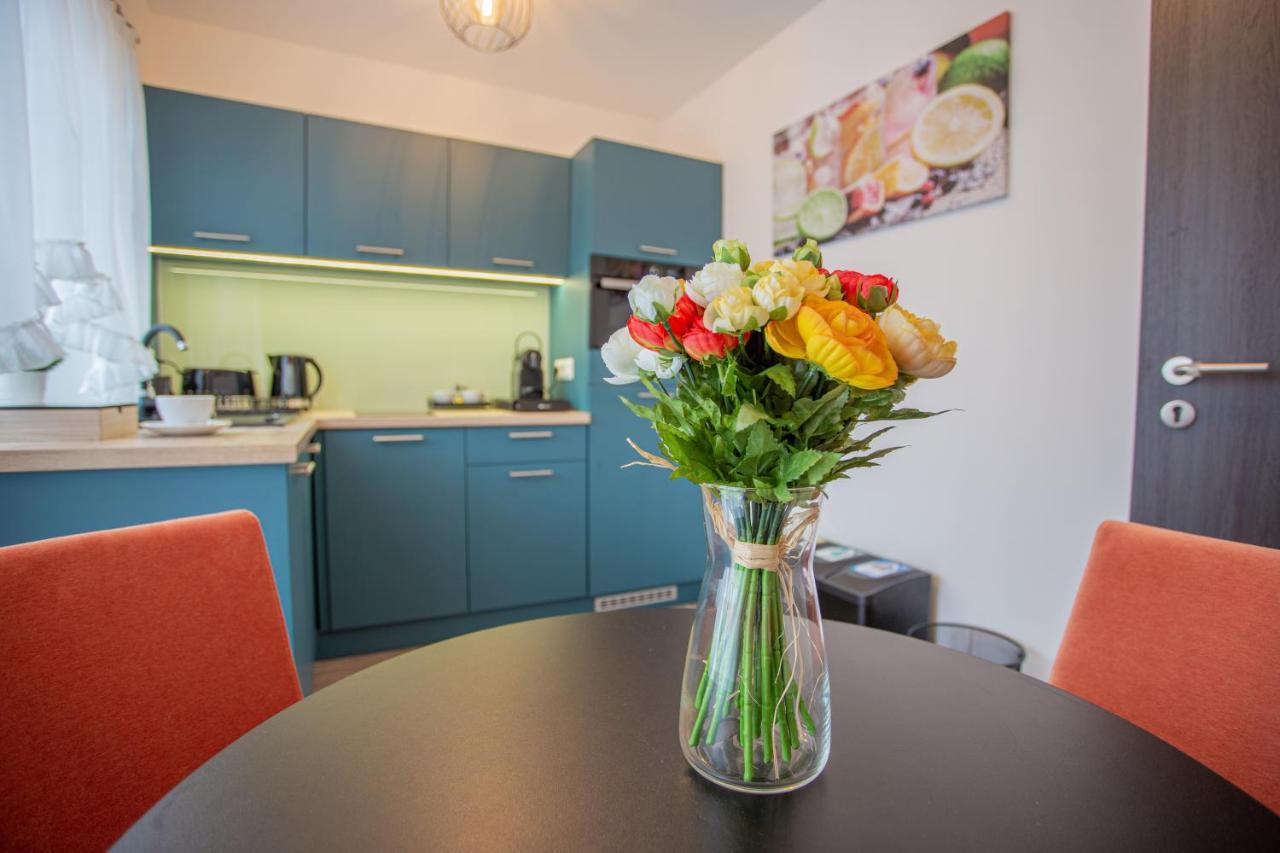 Viktoria Apartman Gyula Exterior foto
