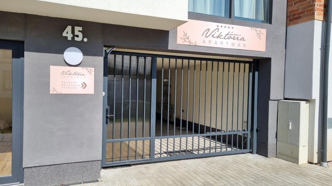 Viktoria Apartman Gyula Exterior foto